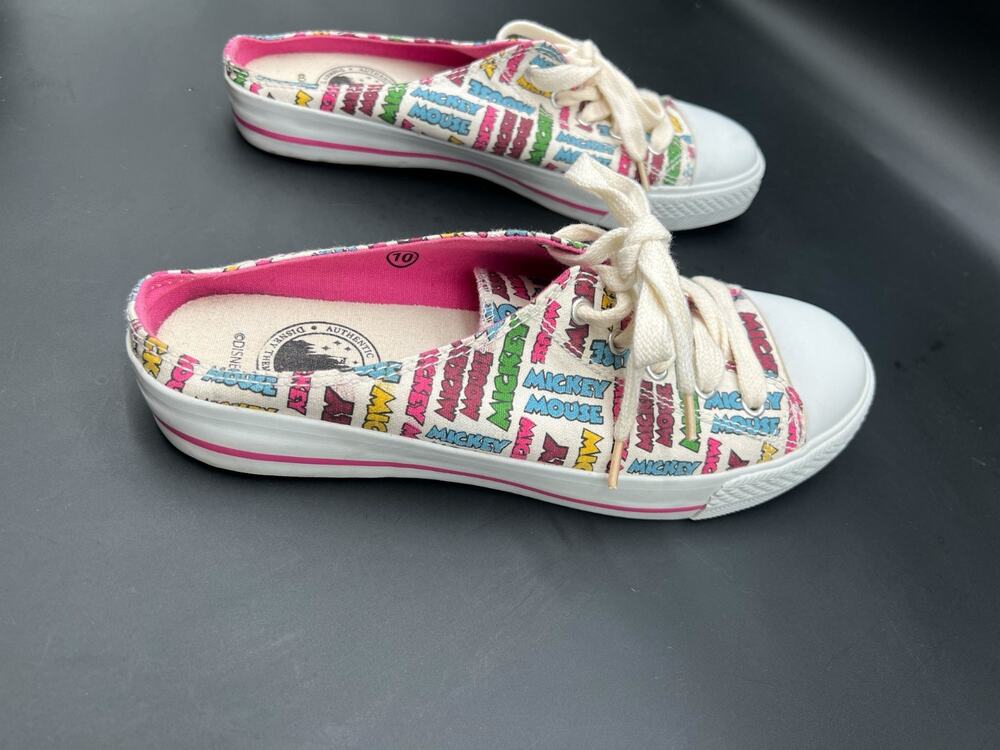 Disney Mickey Mouse Tennis Shoes Womens Size 10 Burgundy Canvas AOP Sneakers #55